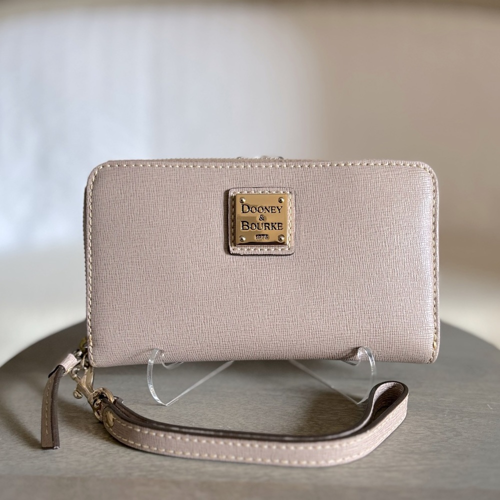 Dooney and Bourke Saffiano Leather Wallet Wristlet in OYSTER